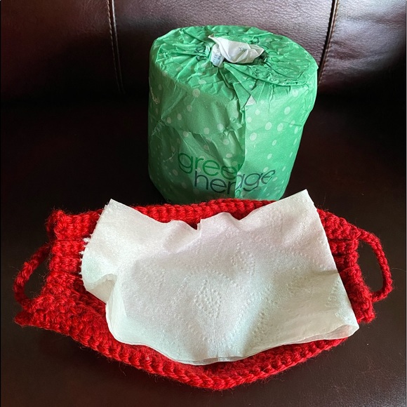 Hand-knitted Face Mask - Picture 6 of 11